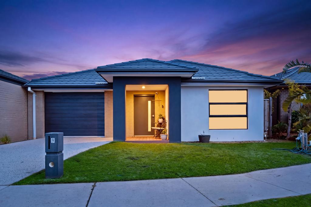 9 Cacao Ct, Junction Village, VIC 3977