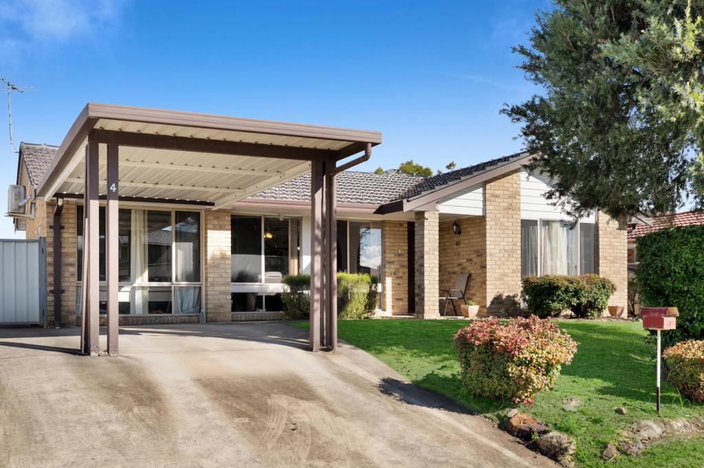4 Amaranthus Pl, Macquarie Fields, NSW 2564