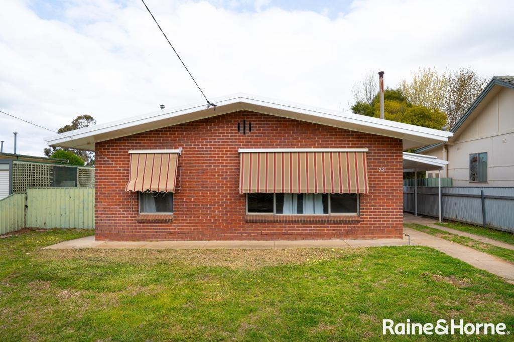 72 TICHBORNE CRES, KOORINGAL, NSW 2650