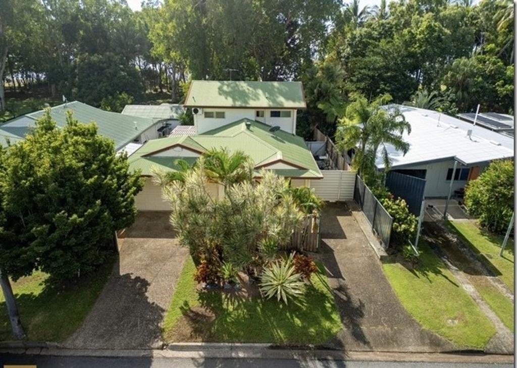 64 EVANS RD, BRAMSTON BEACH, QLD 4871