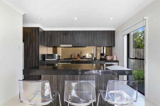 106 North Hill Dr, Robina, QLD 4226