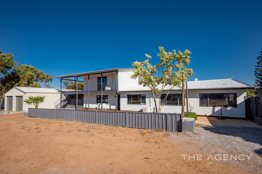 2 Carlton Cres, Kalbarri, WA 6536