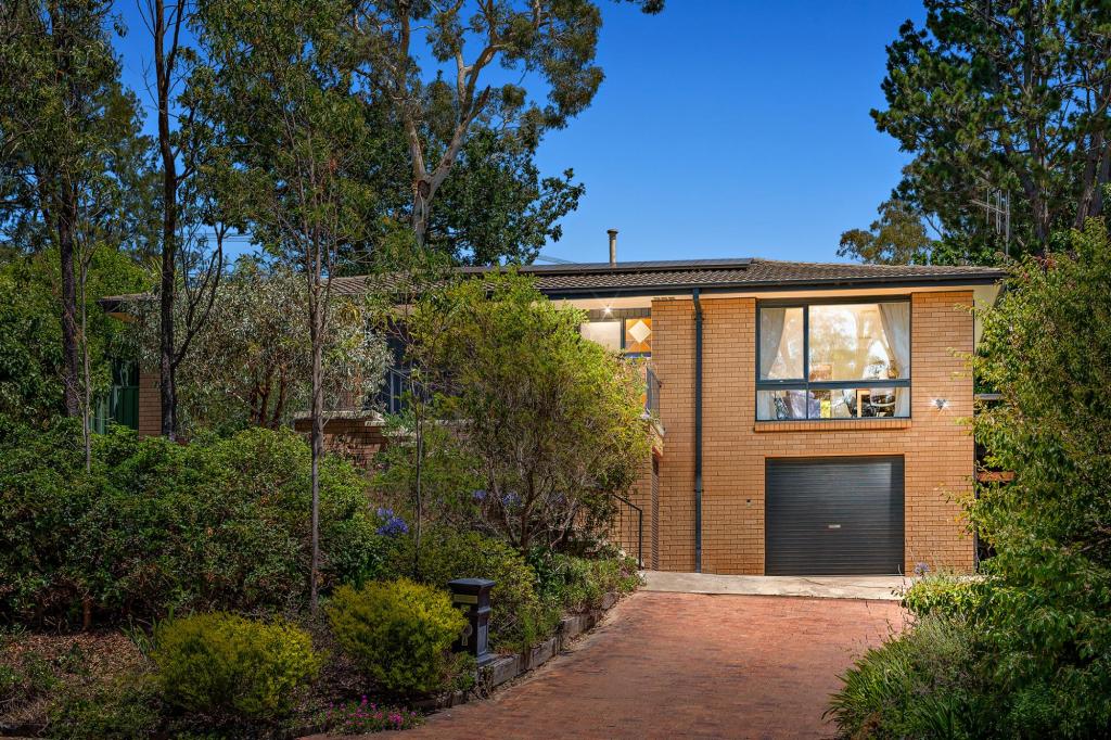 6 Bowden Cres, Macgregor, ACT 2615