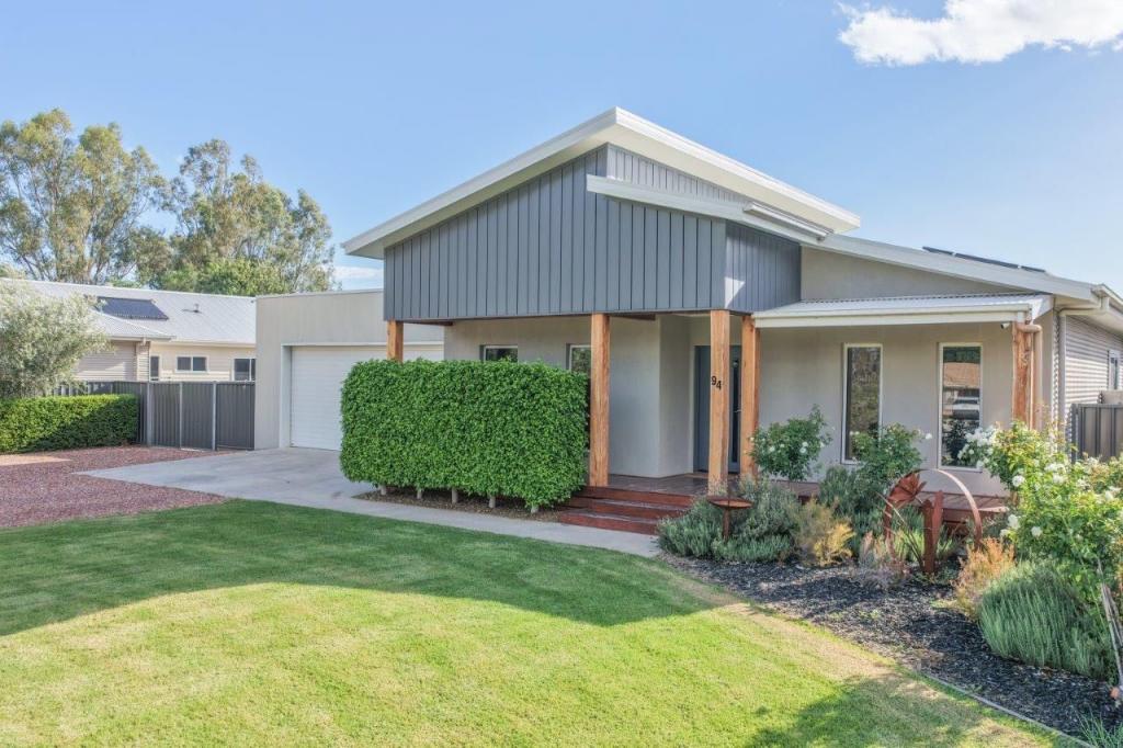 94 Forest St, Koondrook, VIC 3580