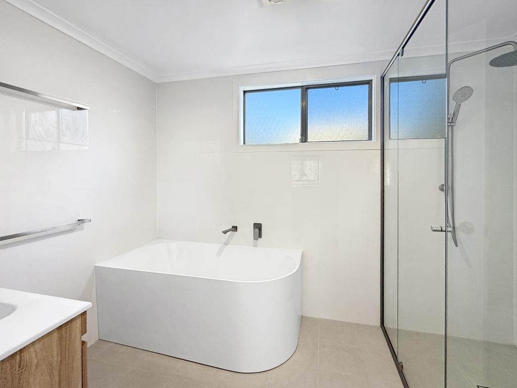 4 Florabella St, Warrimoo, NSW 2774