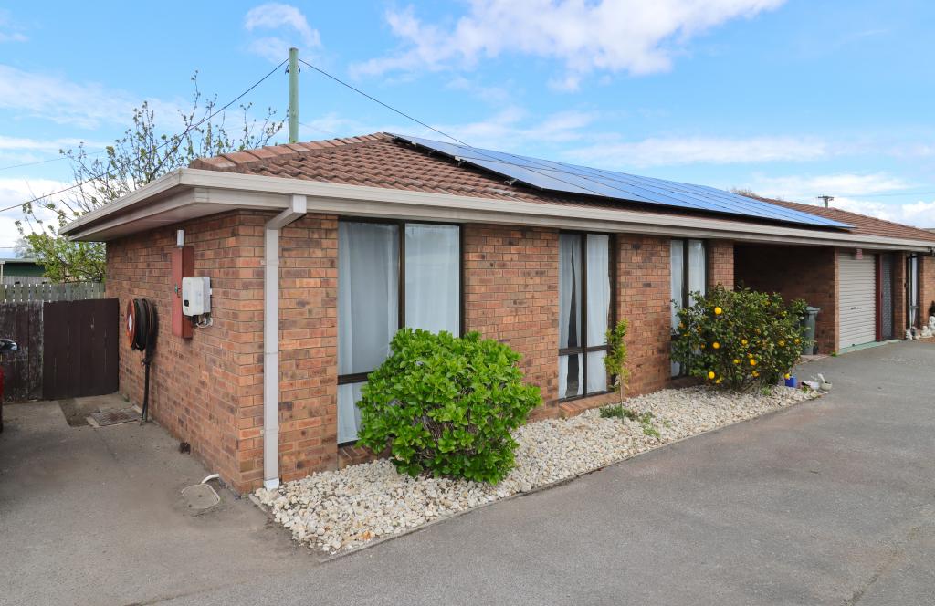2/15 Pakenham St, Longford, TAS 7301
