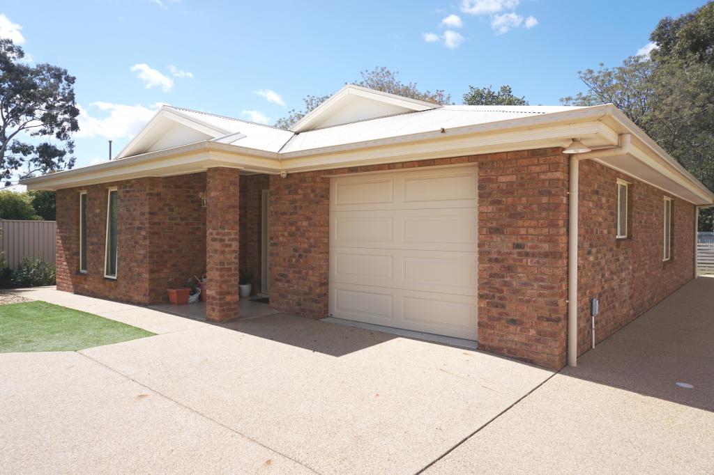 2/44 Grenfell St, West Wyalong, NSW 2671