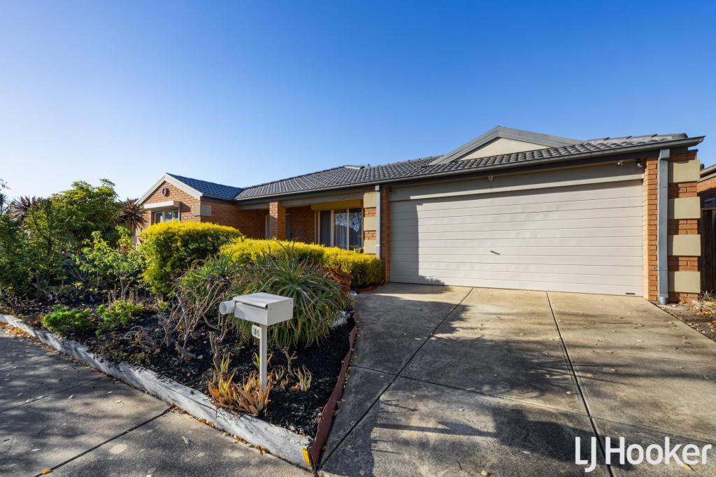 35 Fairhaven Bvd, Melton West, VIC 3337