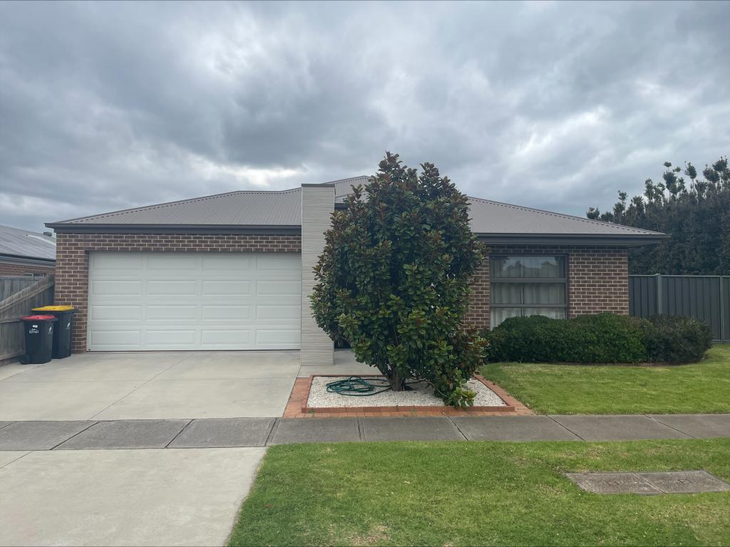 14 Relph Ave, Sale, VIC 3850