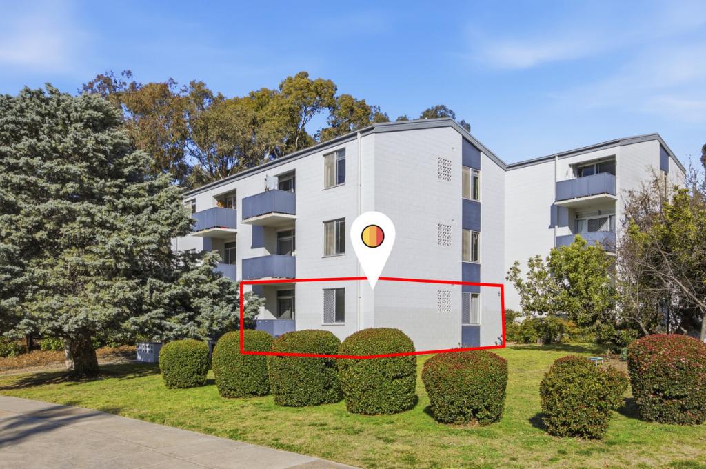 1/112 Macfarland Cres, Pearce, ACT 2607