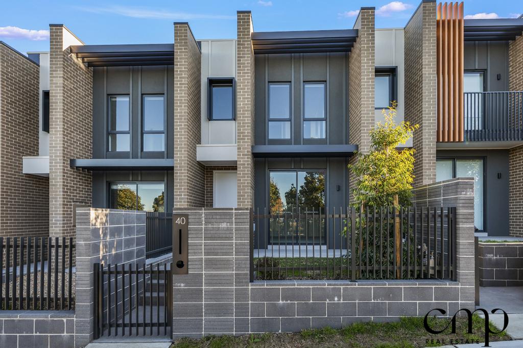 40 Willowdale Dr, Denham Court, NSW 2565