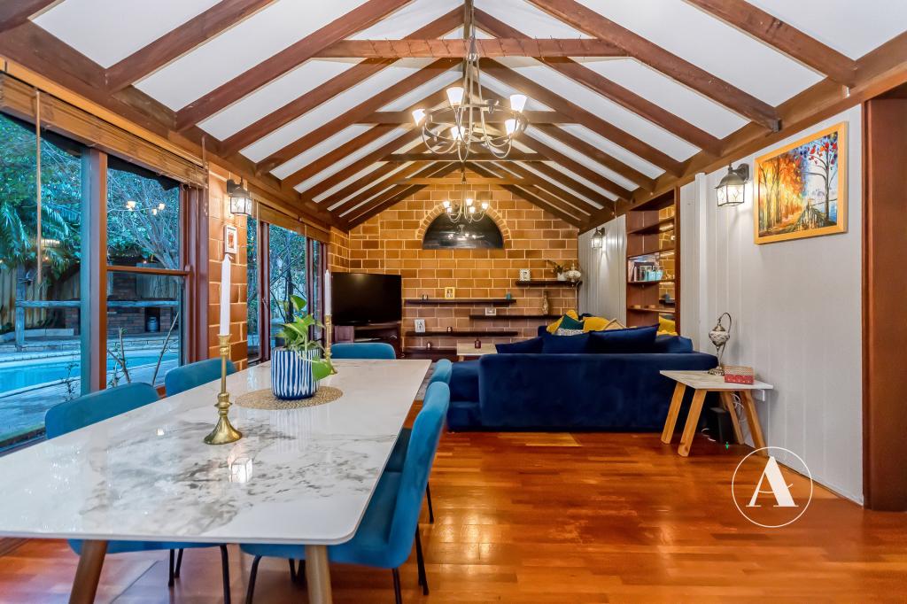 4 Tweed Cl, Camillo, WA 6111