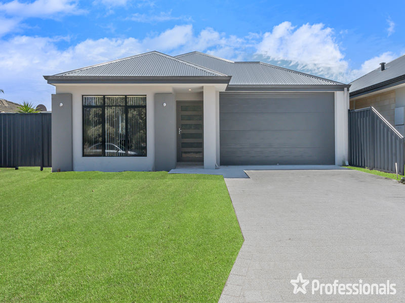 18 Werribee Cres, Willetton, WA 6155