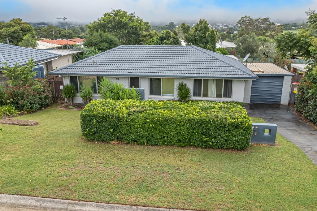 10 Claire St, Centenary Heights, QLD 4350