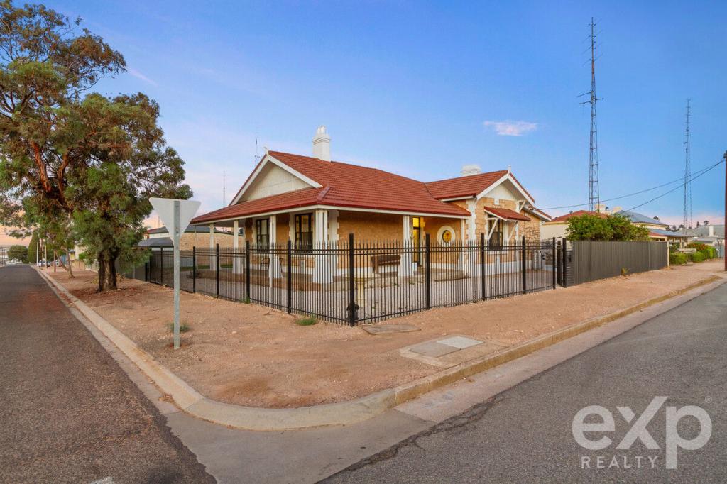 11 Hughes St, Wallaroo, SA 5556
