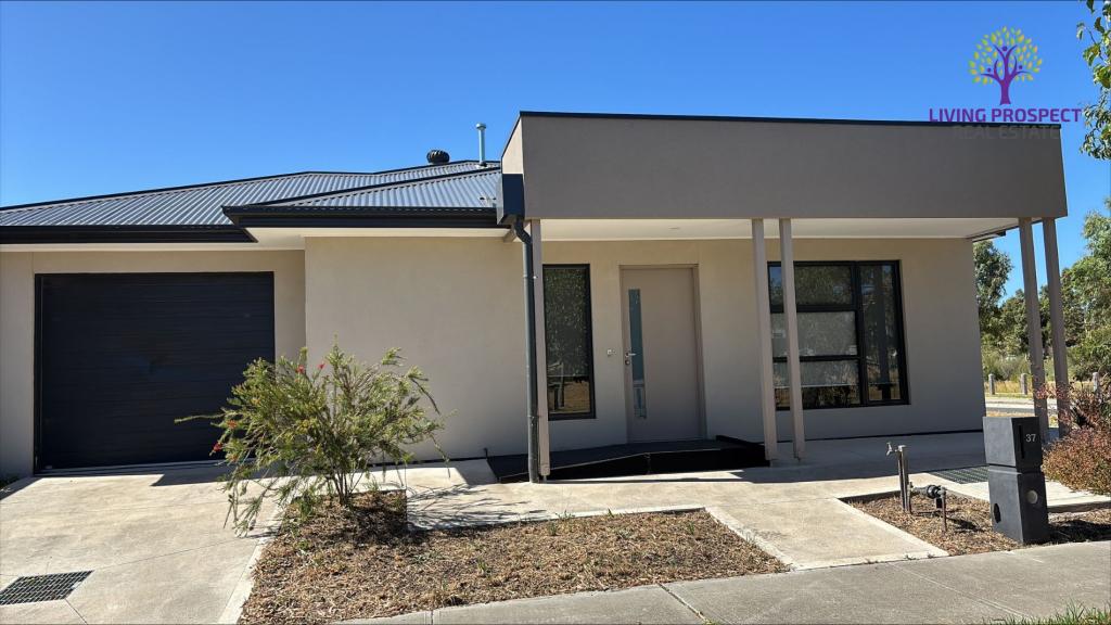37 Denman Dr, Point Cook, VIC 3030