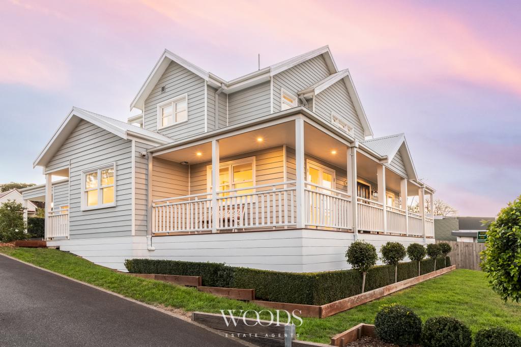 2b Beaconsfield-Emerald Rd, Emerald, VIC 3782