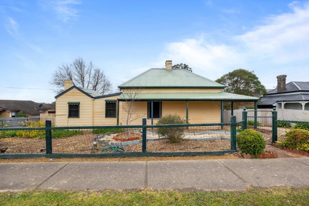 78 Queen St, Ararat, VIC 3377