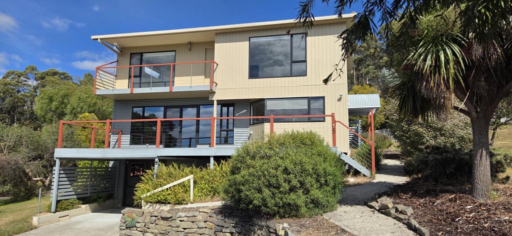 5 Alma Rd, Orford, TAS 7190