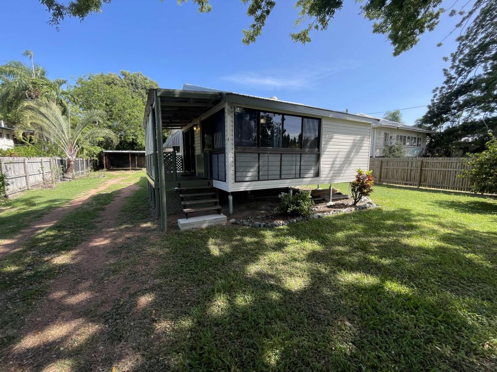 12 Keenan St, Oonoonba, QLD 4811
