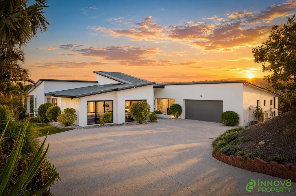246 Watson Rd, Armstrong Creek, QLD 4520