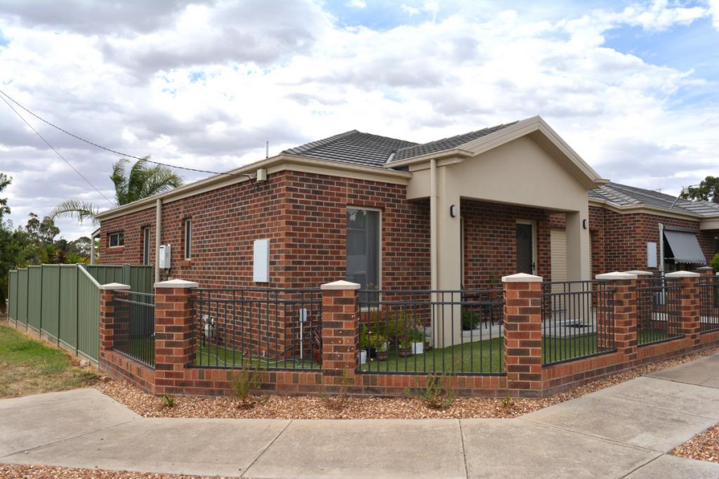 4c Daly St, Maryborough, VIC 3465
