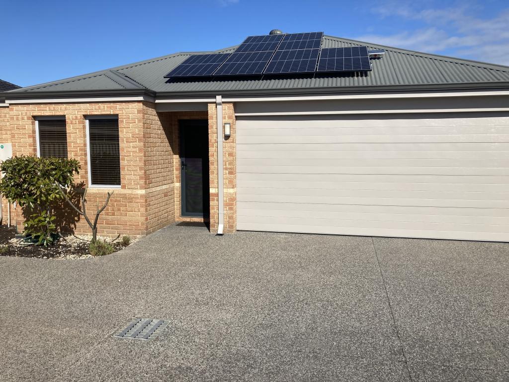 5/18 Flynn St, Canning Vale, WA 6155