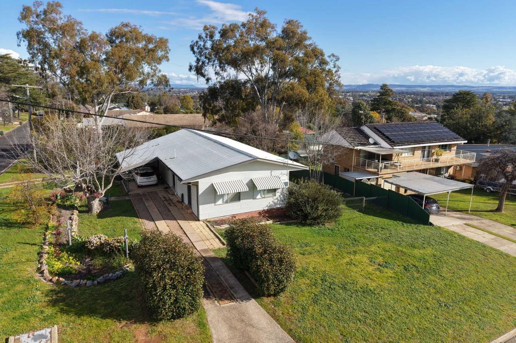 22 Henderson St, Cowra, NSW 2794