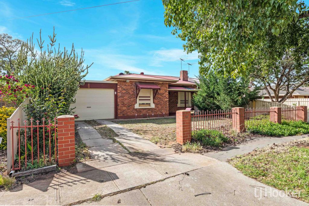 18 Yarnbury Rd, Elizabeth North, SA 5113