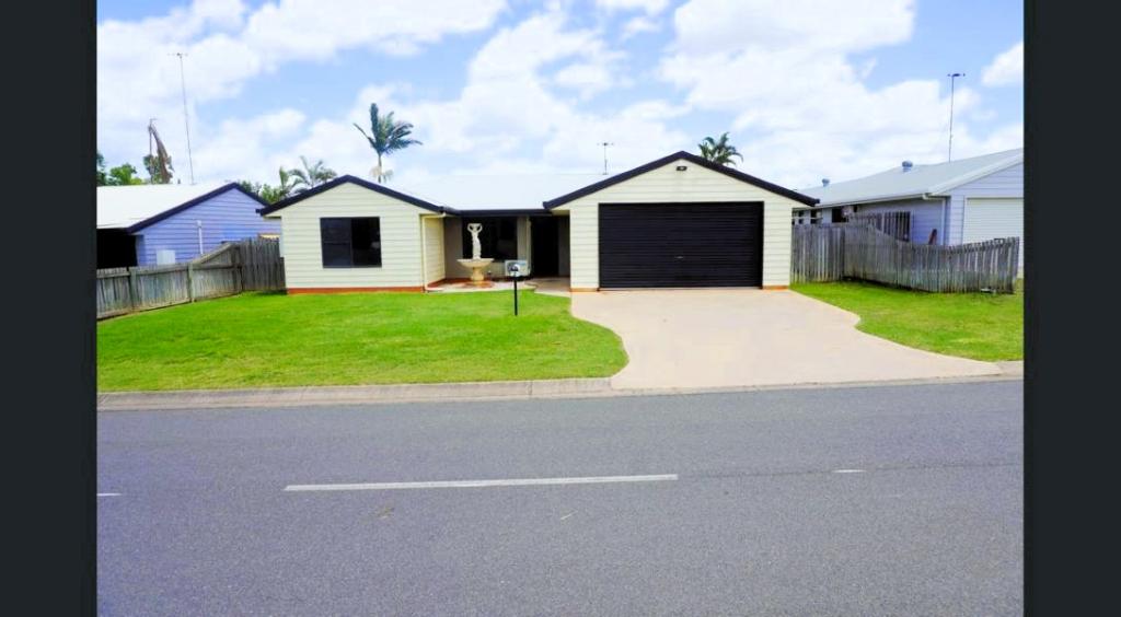 2 Savannah Dr, Moranbah, QLD 4744