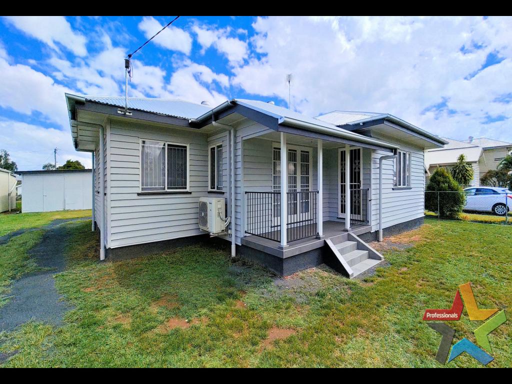 55 Blackstone Rd, Eastern Heights, QLD 4305