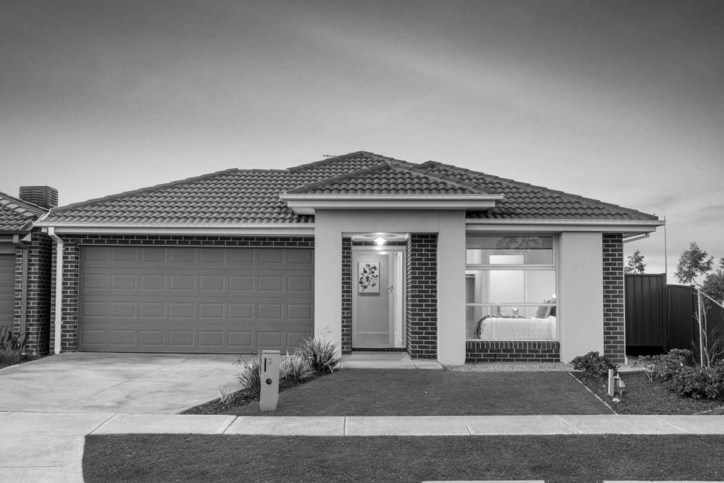 2 Abbeygate Dr, Werribee, VIC 3030