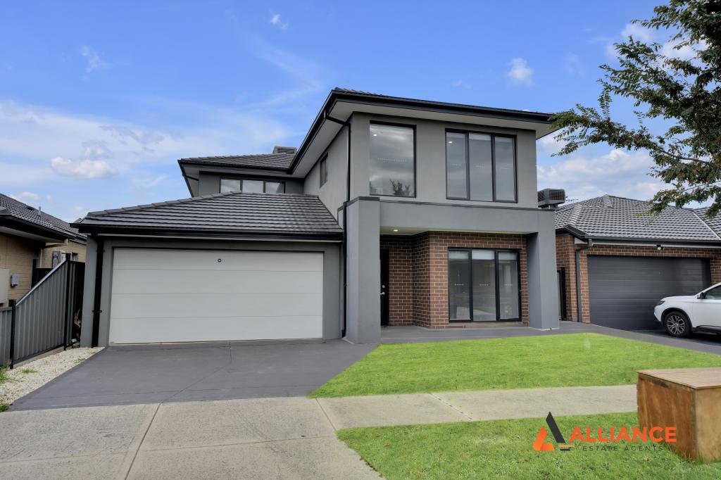 12 CLAUDE ST, KALKALLO, VIC 3064