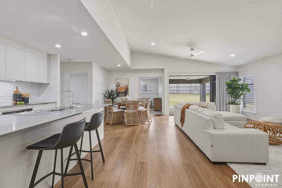 27 Palmetto Cres, Rural View, QLD 4740