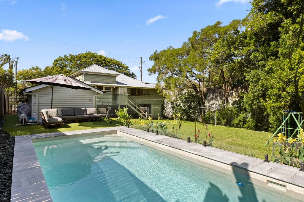 24 Lockwood St, Sherwood, QLD 4075