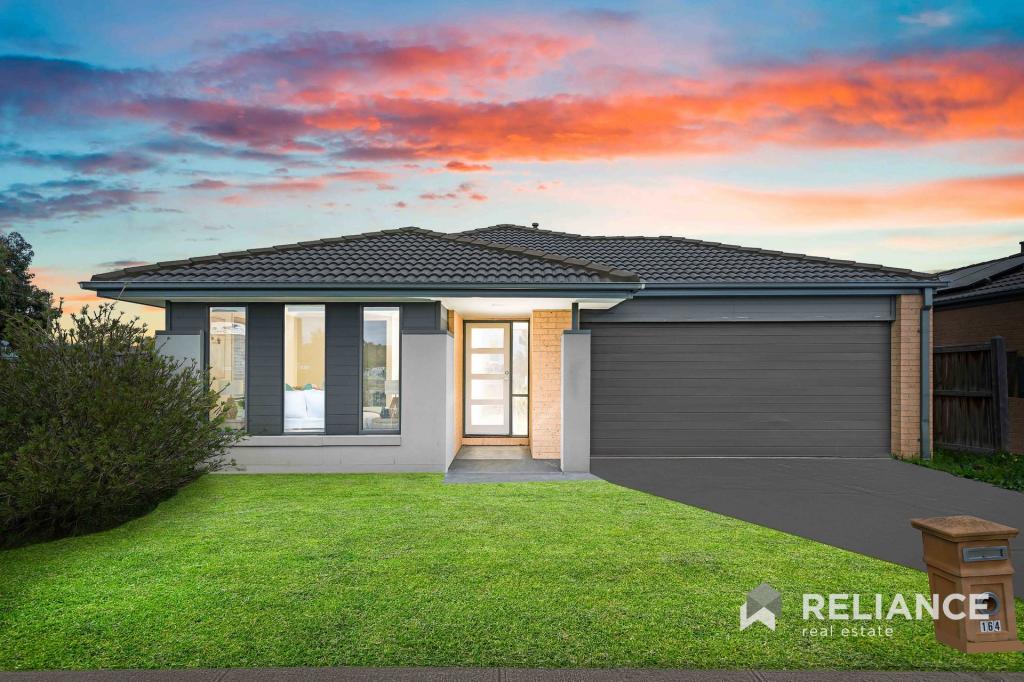 164 Saltwater Prom, Point Cook, VIC 3030