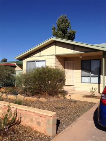 28a Tiliqua Cres, Roxby Downs, SA 5725