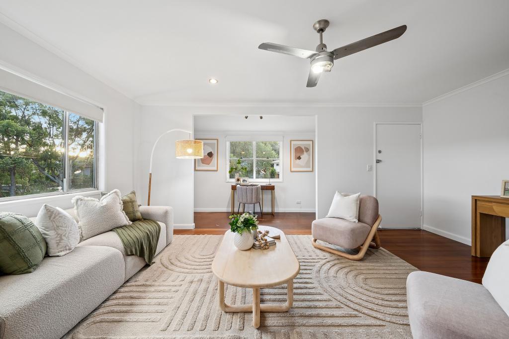 1 Dunbil Ave, Ferny Hills, QLD 4055
