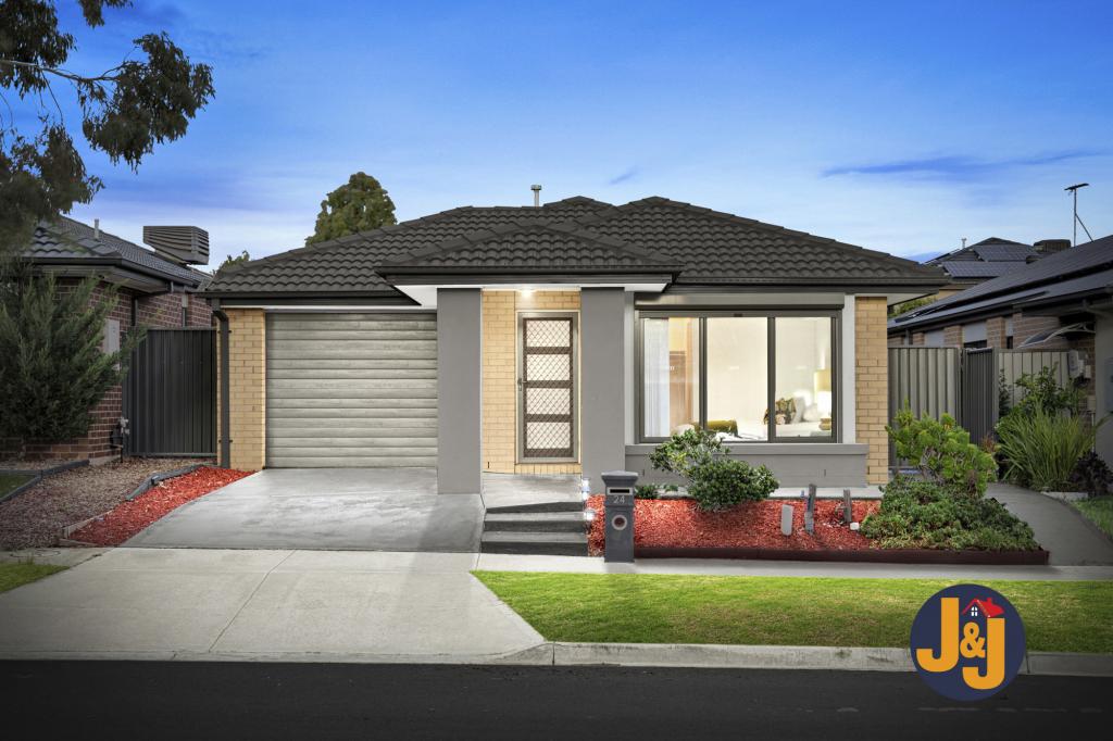 24 MACALISTER GR, COBBLEBANK, VIC 3338