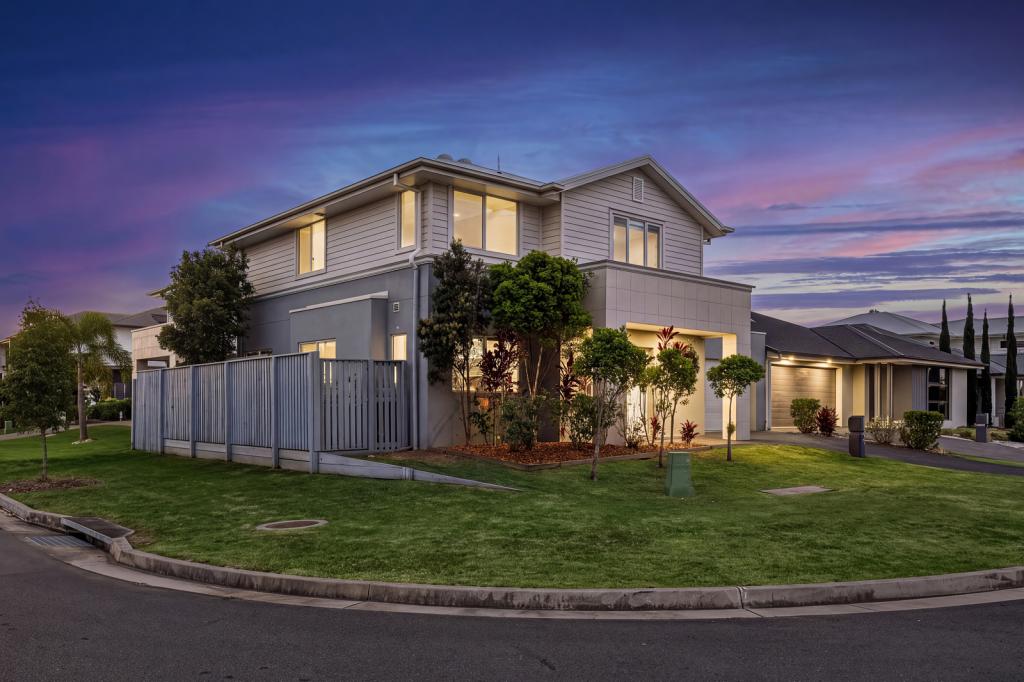 86 Emerald Dr, Helensvale, QLD 4212