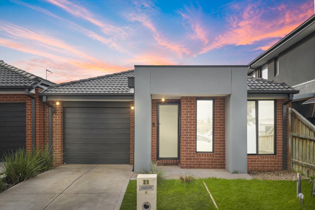 21 TANNUM CCT, TRUGANINA, VIC 3029