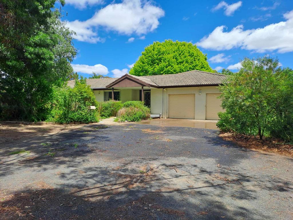 3 Willawong St, Young, NSW 2594