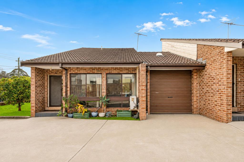 1/15 Wyena Rd, Pendle Hill, NSW 2145
