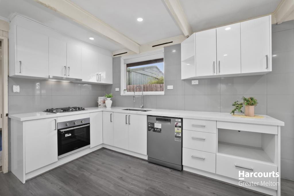 20 Eyre St, Melton South, VIC 3338