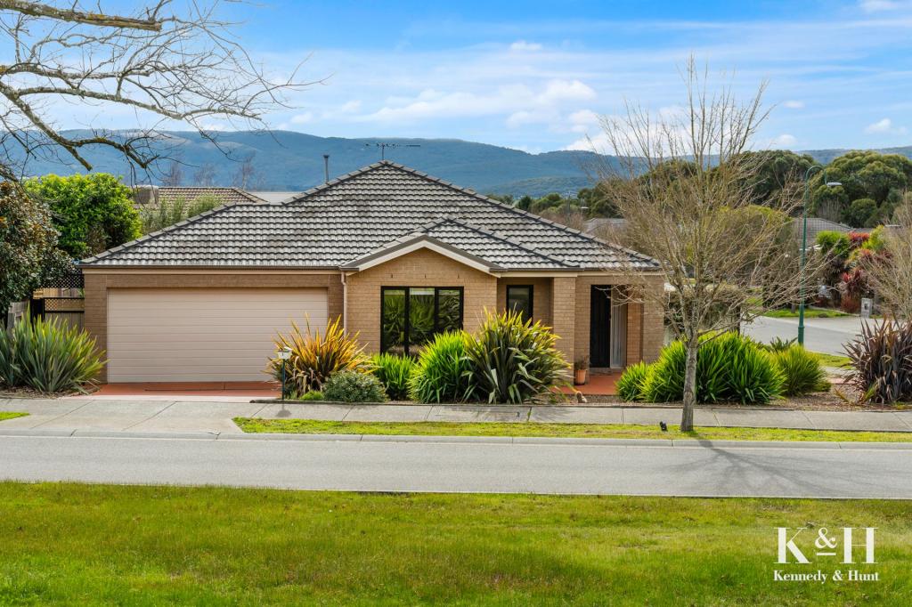 1 Mount Vista Cl, New Gisborne, VIC 3438