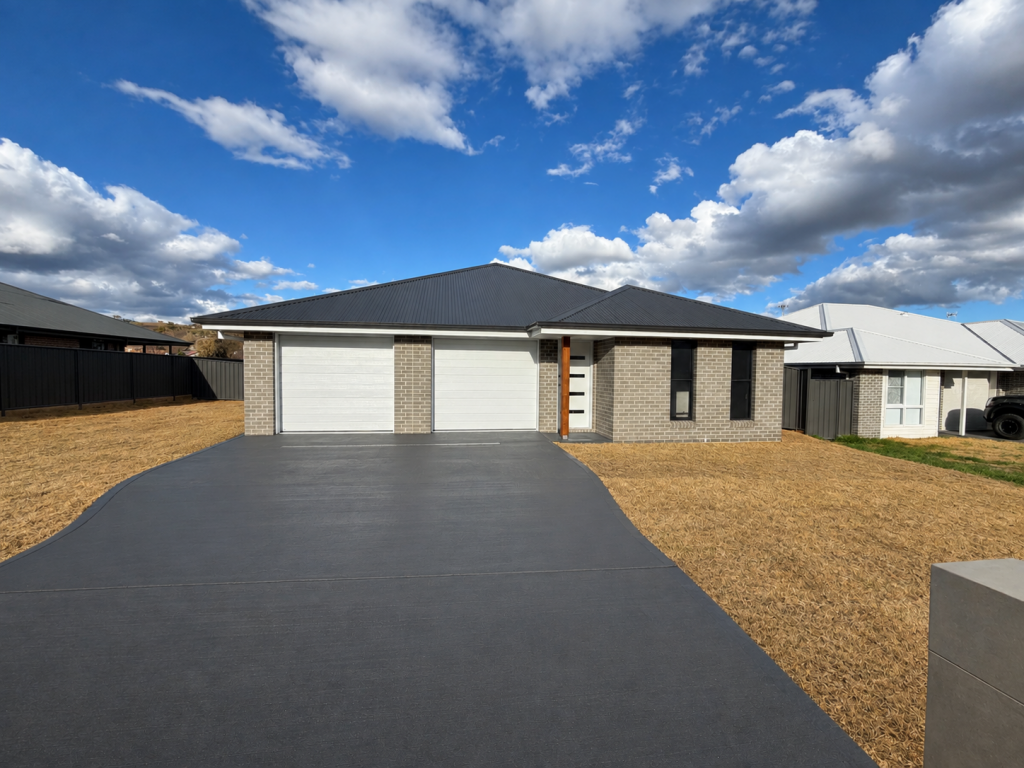 1/17 Harrison Pl, Armidale, NSW 2350
