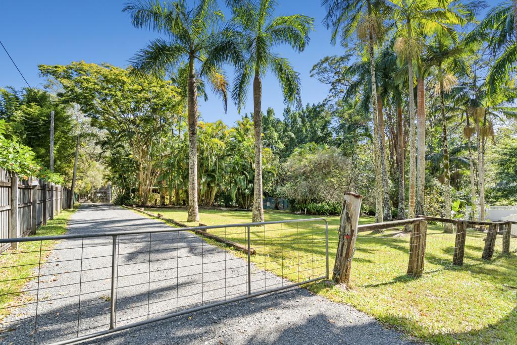 89 Bonogin Rd, Bonogin, QLD 4213