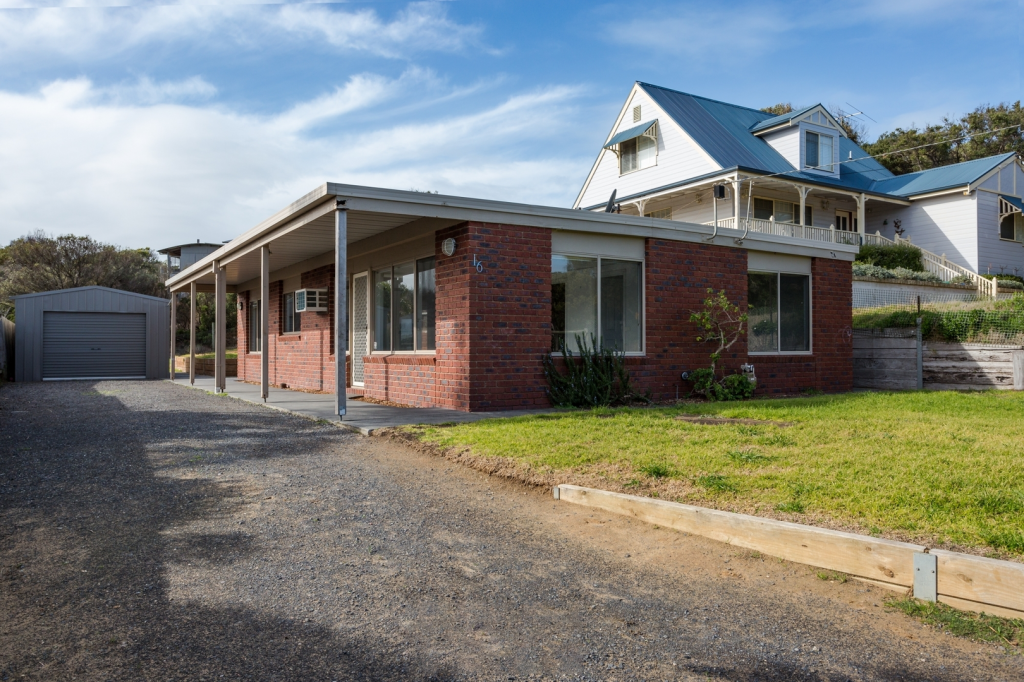 16 Avon Rd, Rye, VIC 3941