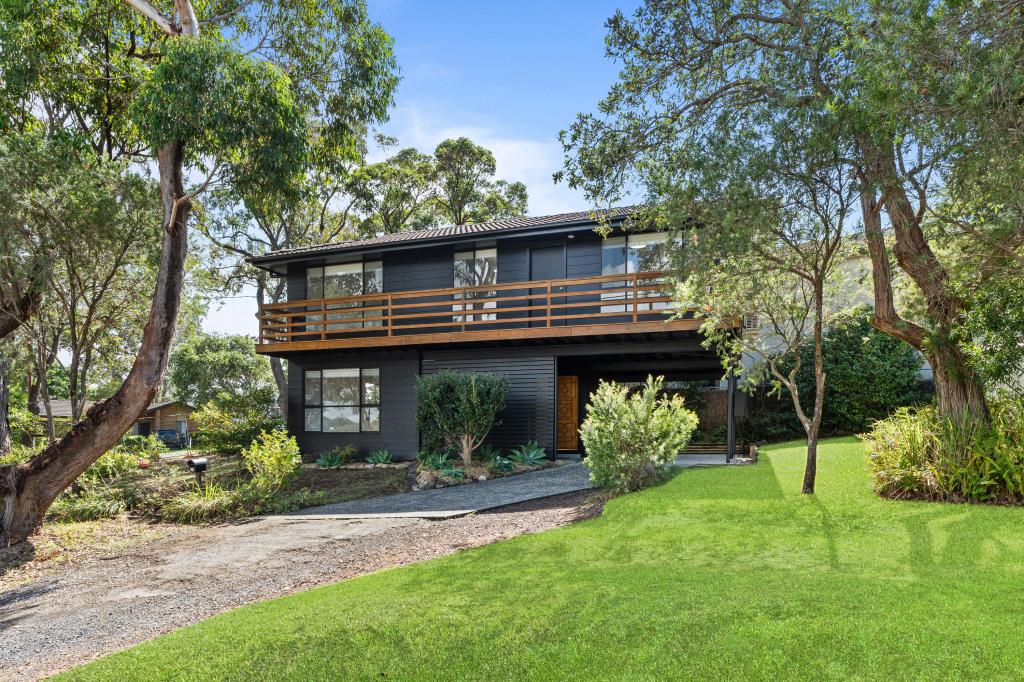 19 Dillon Rd, Wamberal, NSW 2260