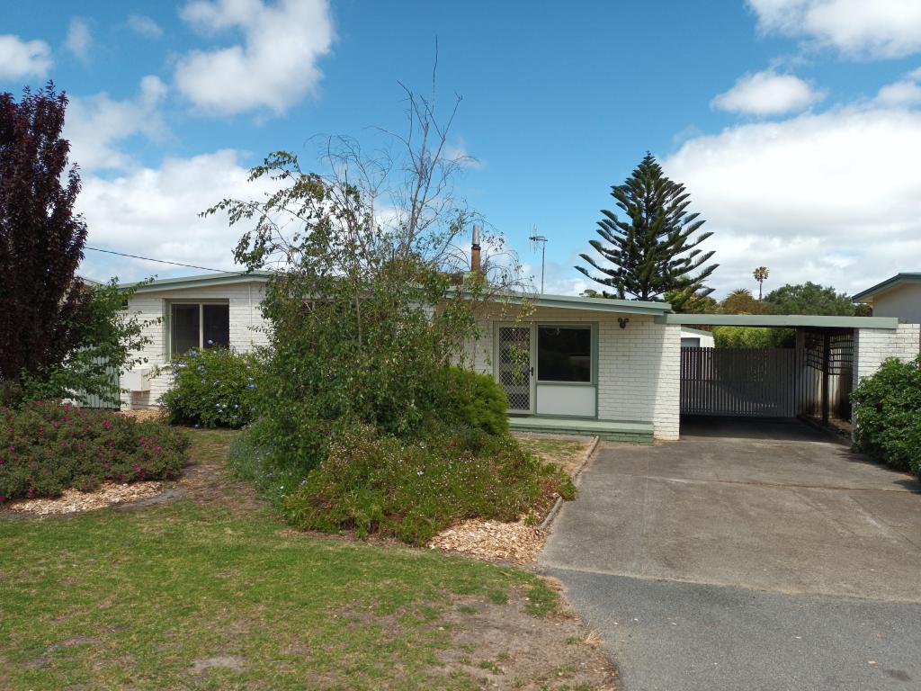 12 Whidby St, Orana, WA 6330